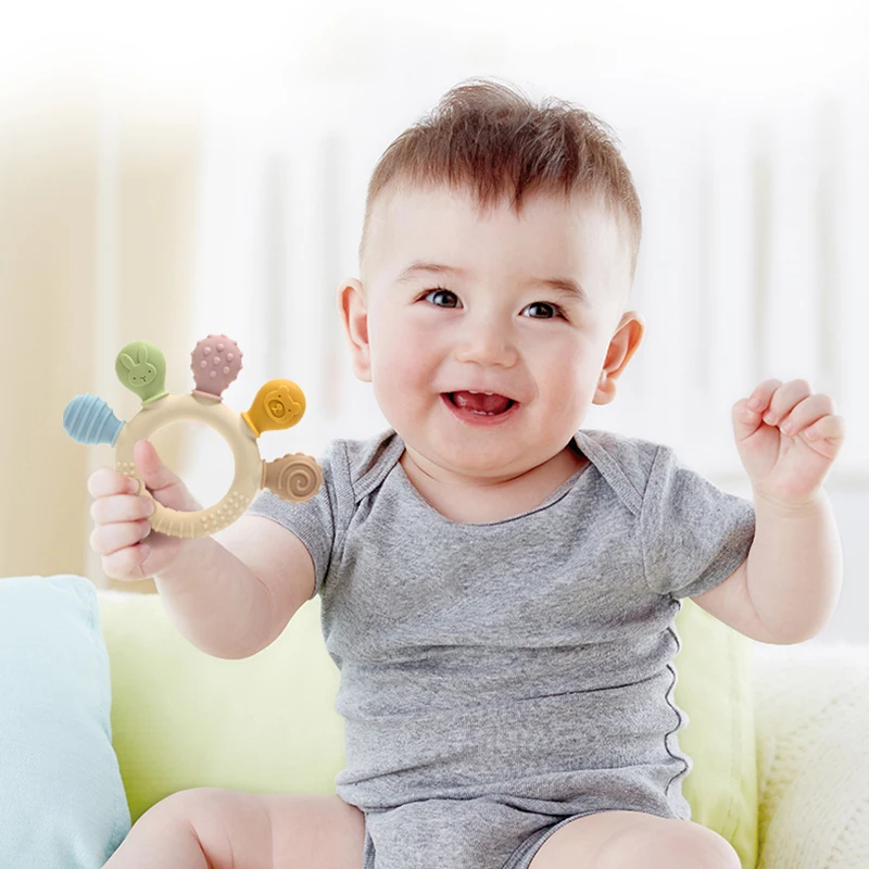 新しい多色シリコンベビーリング歯固め不安解消おもちゃ0〜12 - Baby Products Application のレビューと価格